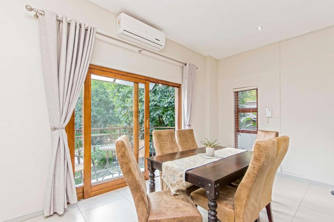Dunton Guest House Johannesburg Buitenkant foto