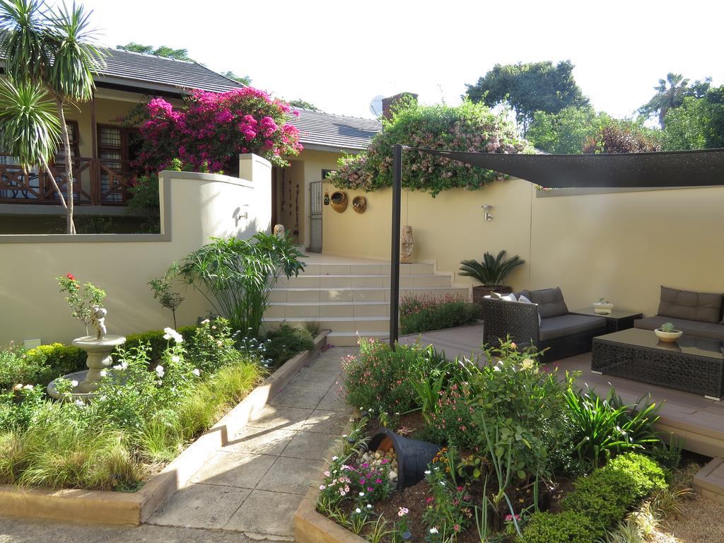 Dunton Guest House Johannesburg Buitenkant foto